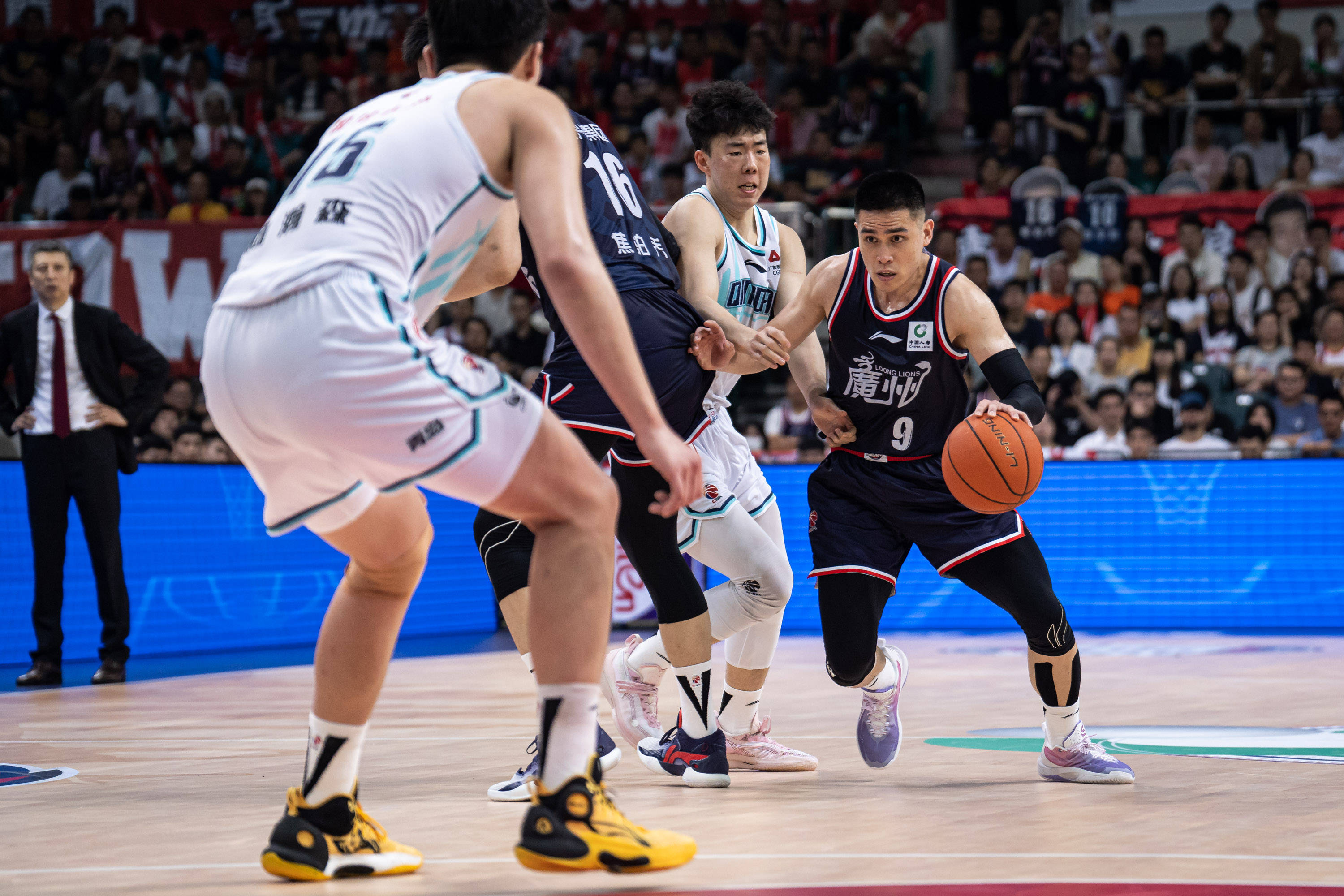 又兼顾了防 又兼顾了防