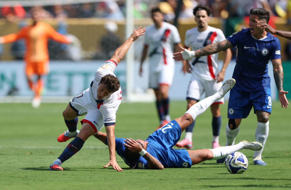 靠整体协作 靠整体协作